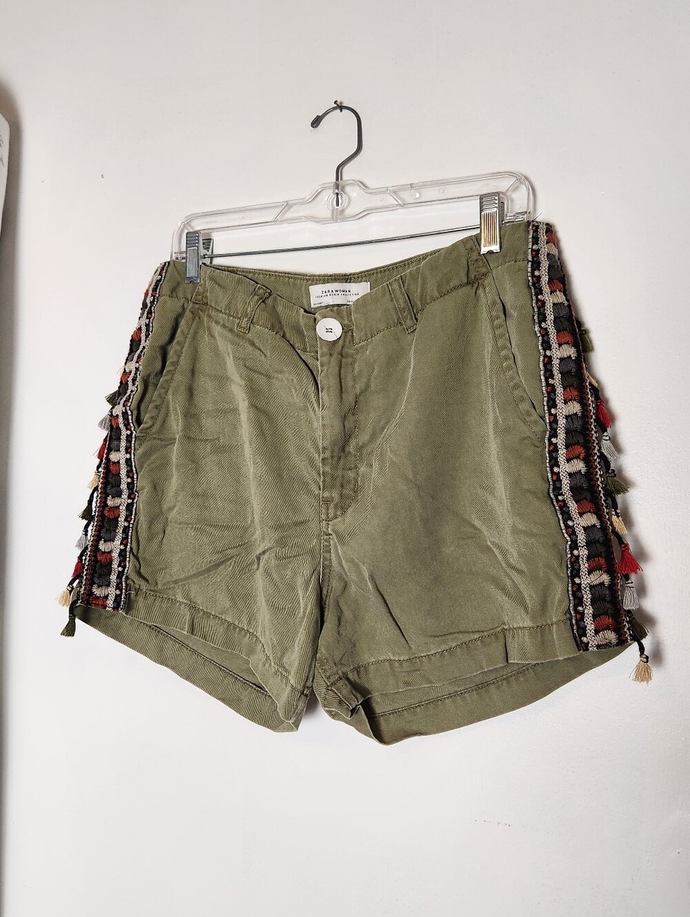 Zara Green Embroidered Shorts W/ Tassels Size 8 Oversized